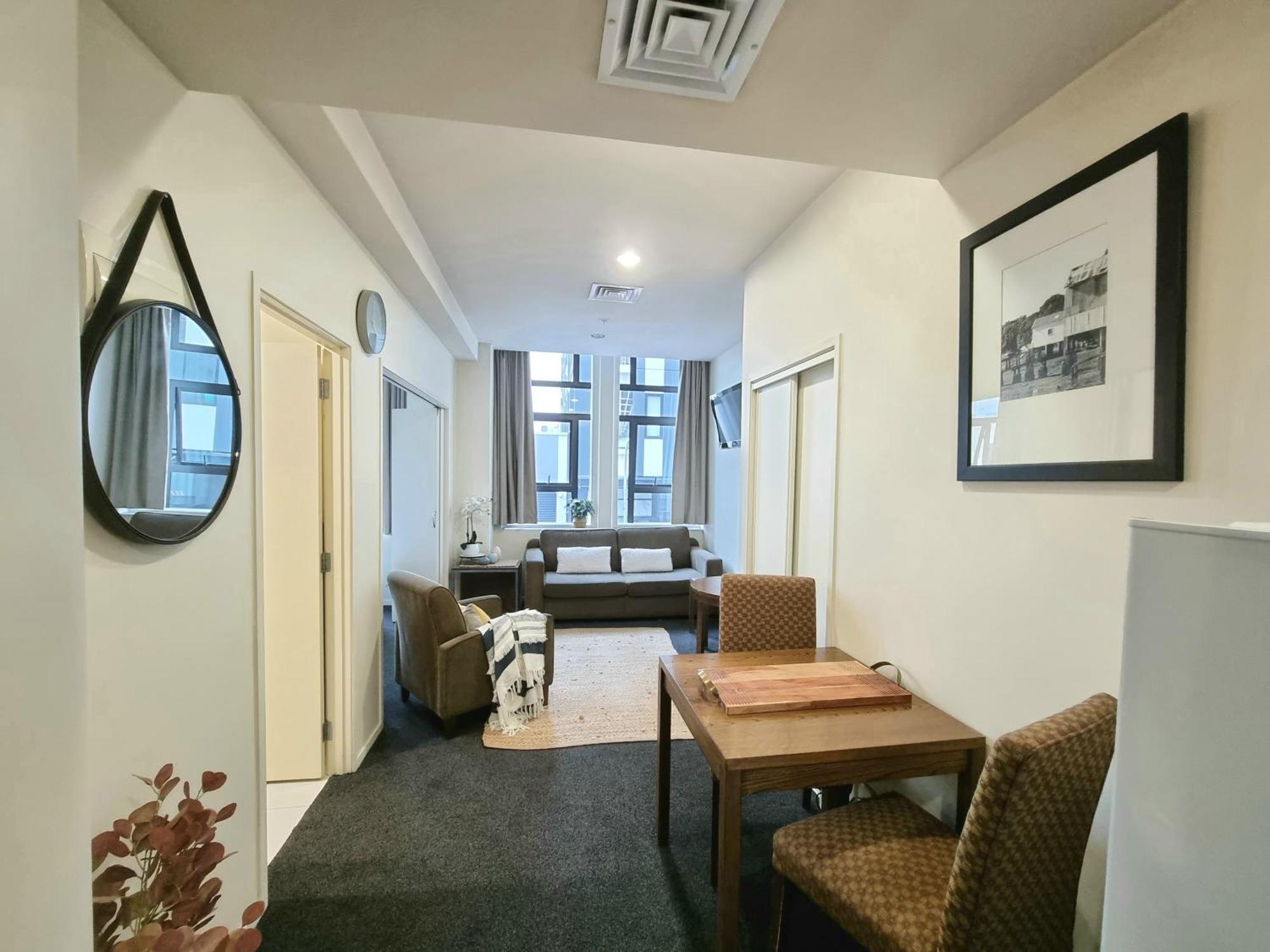 Urban Deco Apartment On Queen Street Auckland Ruang foto